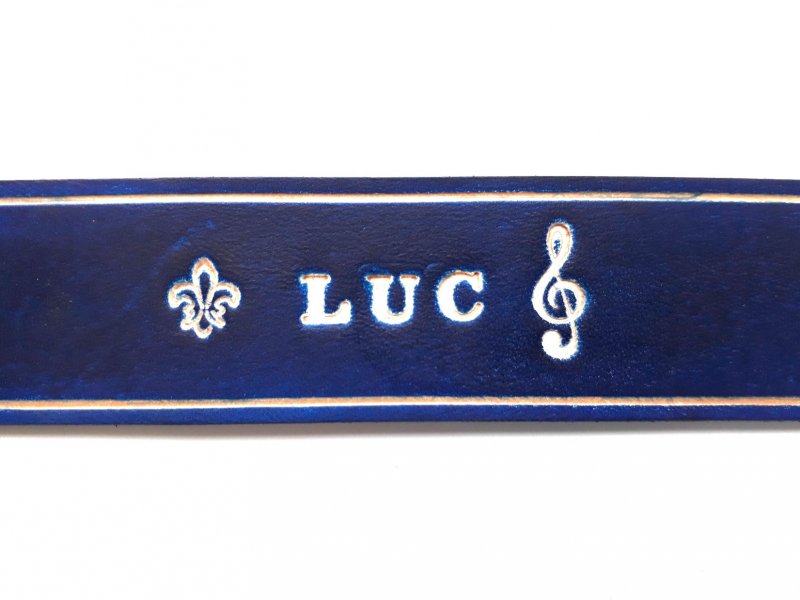 Rond de serviette famille avec pr&eacute;nom