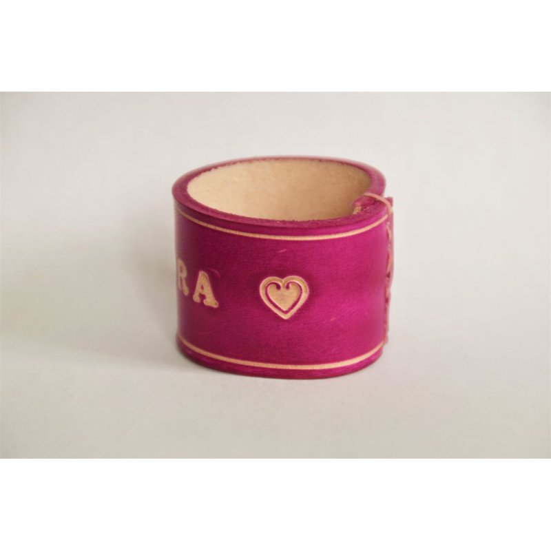 Customizable napkin ring with first name